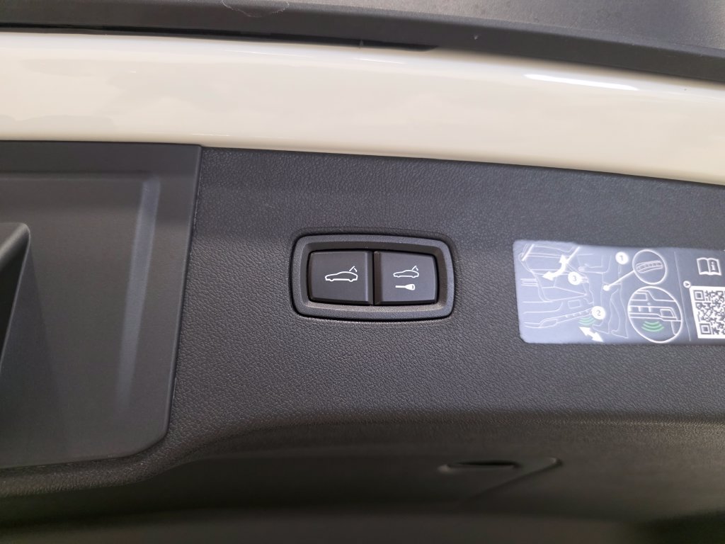 New 2026 Porsche Cayenne AWD/4WD image 30