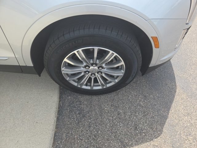 Used 2019 Cadillac XT5 Luxury FWD image 20