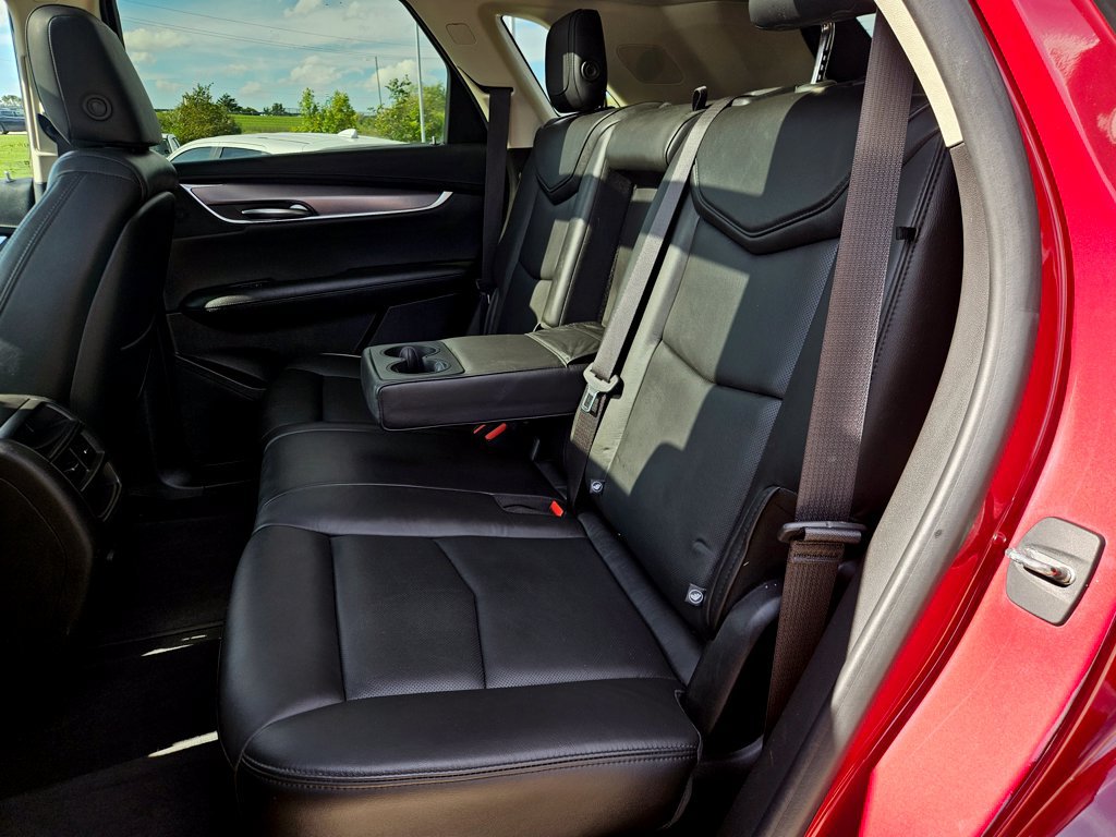Used 2019 Cadillac XT5 Luxury AWD/4WD image 8