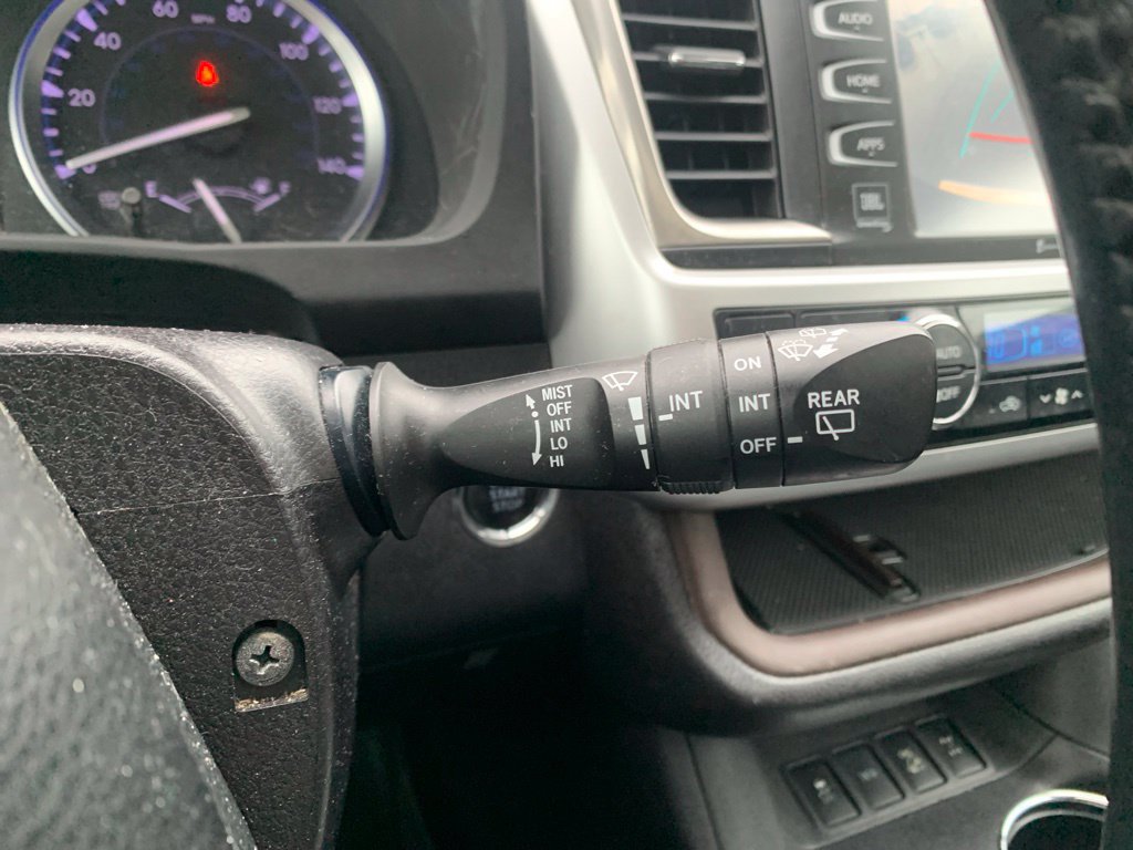 Used 2018 Toyota Highlander Limited w/ Protection Package #3 AWD/4WD image 53