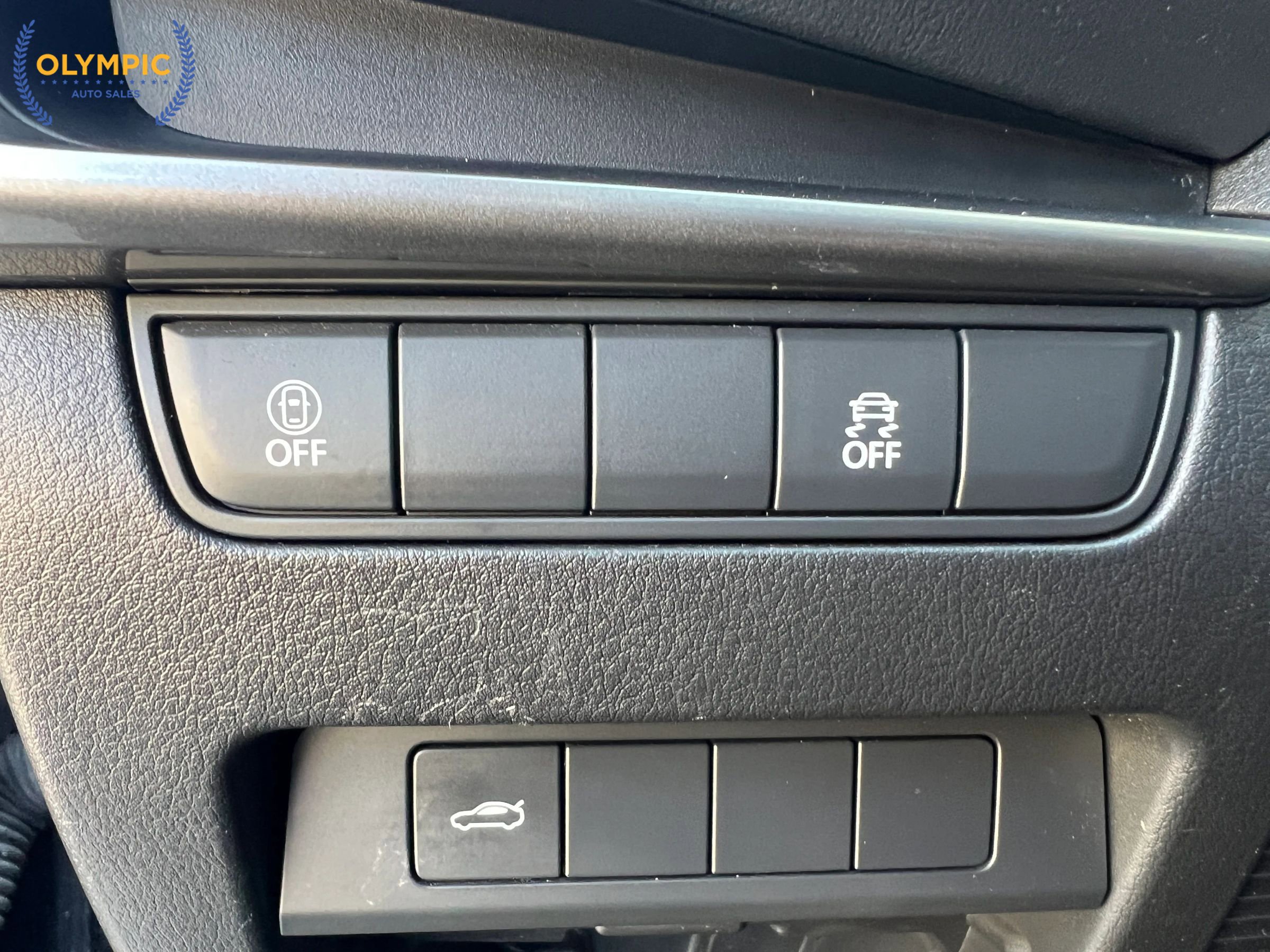 Used 2021 MAZDA MAZDA3 s image 35