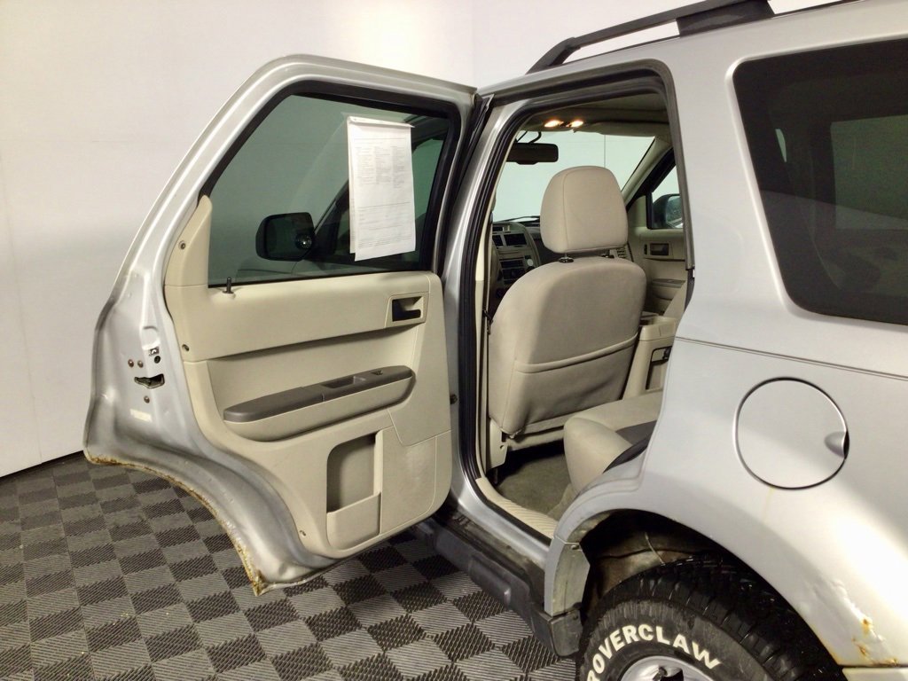 Used 2008 Ford Escape XLT image 24