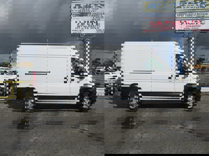 Used 2023 RAM ProMaster 2500 image 2