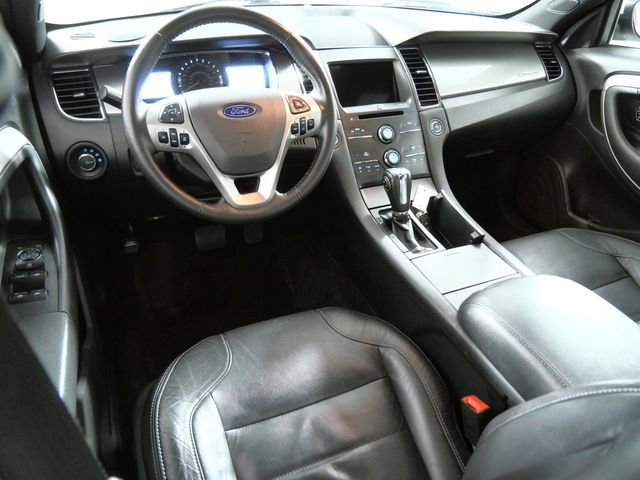 Used 2016 Ford Taurus SEL w/ Equipment Group 201A image 4