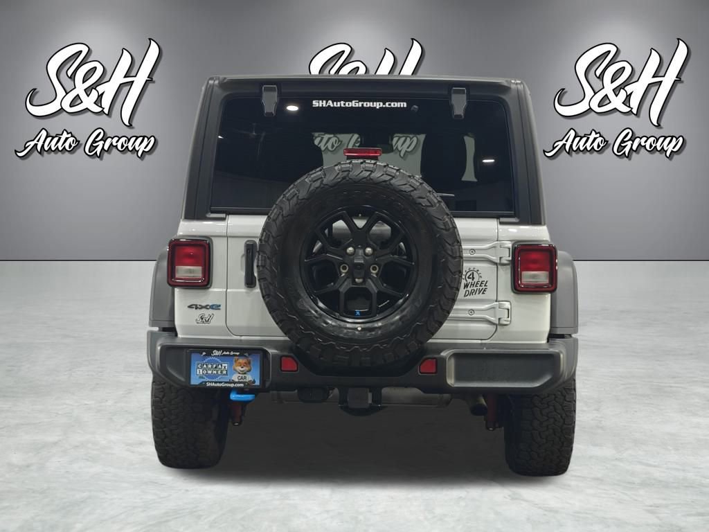 Used 2024 Jeep Wrangler Unlimited image 19