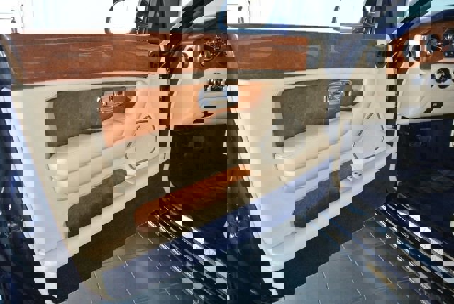 Used 2001 Rolls-Royce Silver Seraph image 10