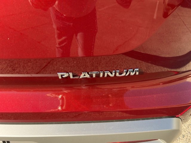 New 2025 Nissan Pathfinder Platinum image 8