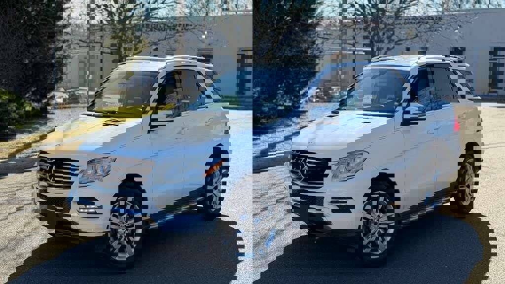 Used 2014 Mercedes-Benz ML 350 4MATIC image 3