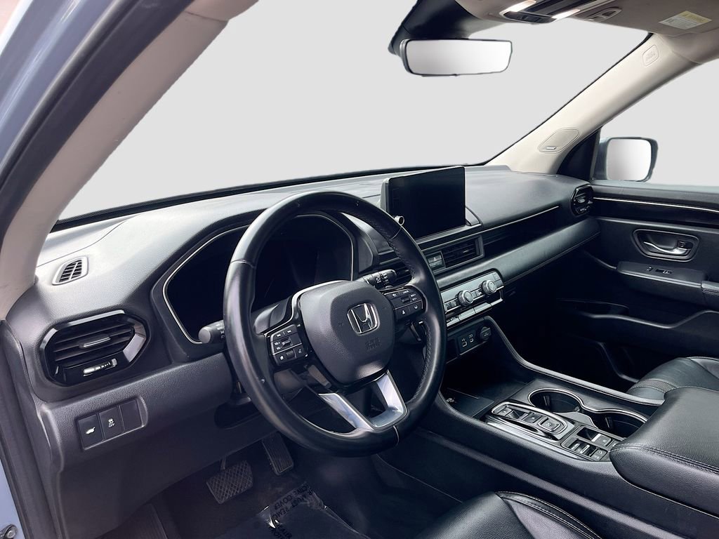 Used 2023 Honda Pilot Touring image 9