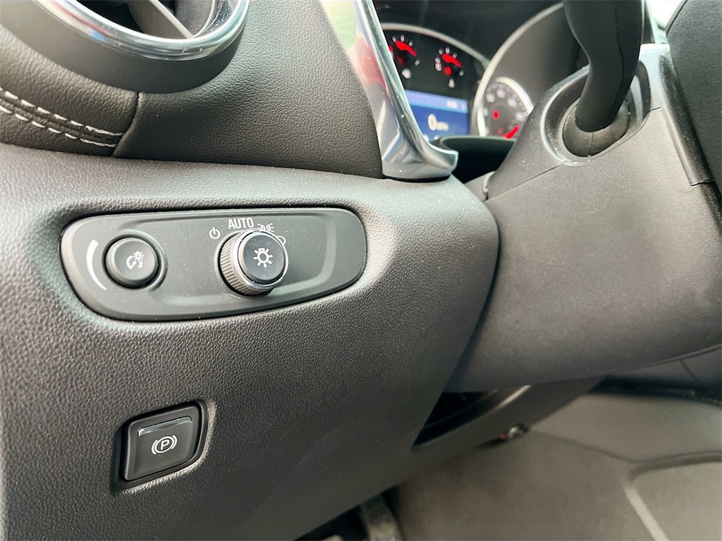 Used 2024 Chevrolet Blazer LT image 10