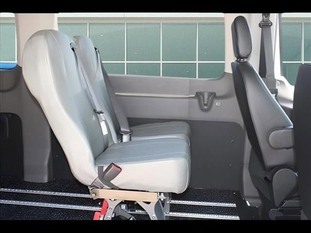 Used 2024 Ford Transit 350 XL RWD image 5