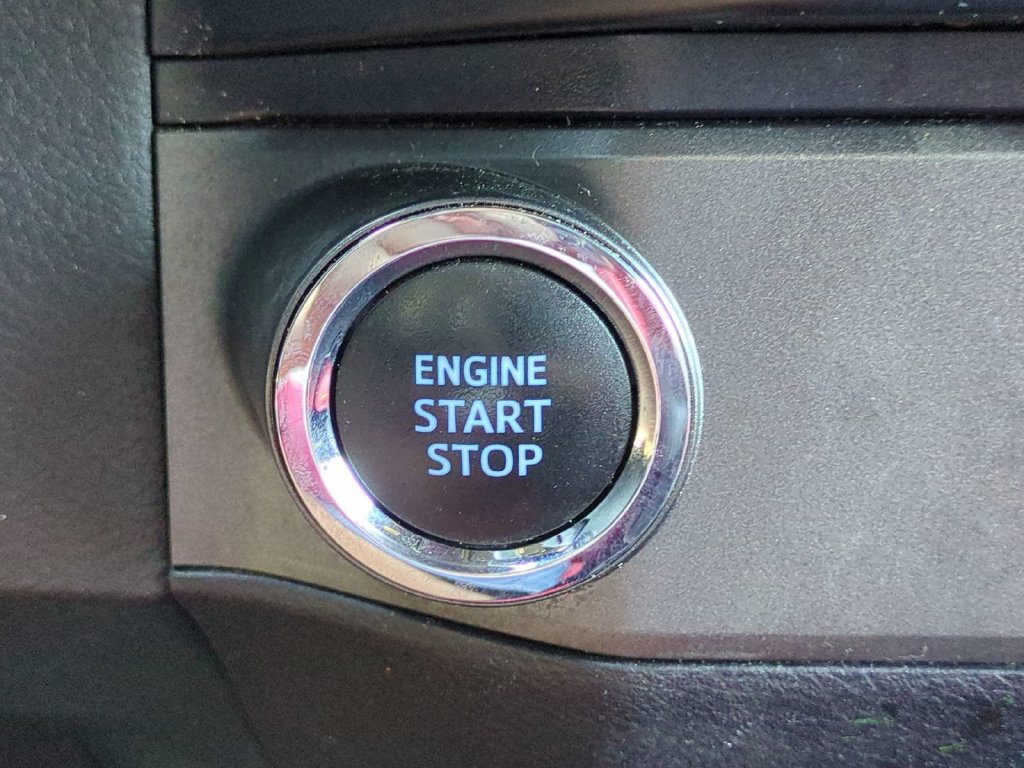 Used 2020 Toyota Tacoma TRD Sport w/ Technology Package RWD image 26