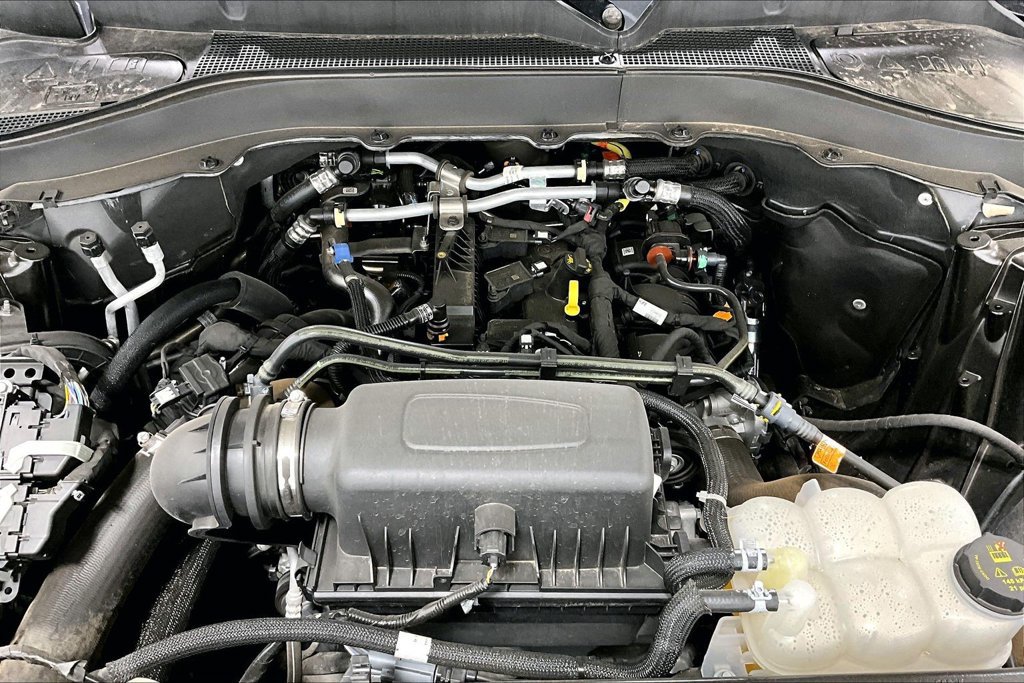 Used 2024 Ford Explorer XLT RWD image 11