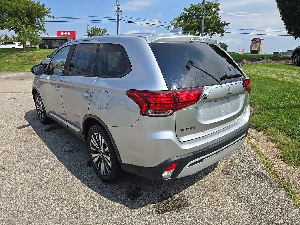 Used 2019 Mitsubishi Outlander ES FWD image 9