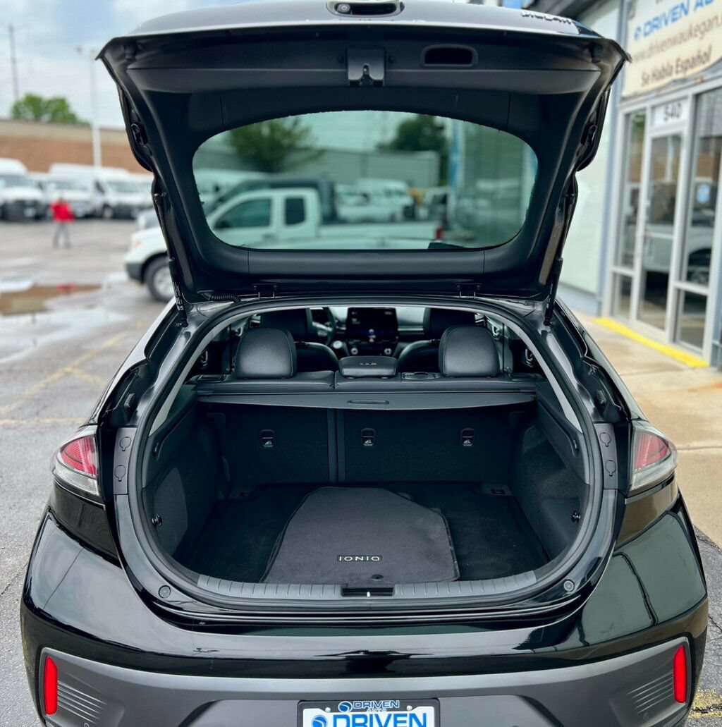 Used 2021 Hyundai Ioniq Limited FWD image 8