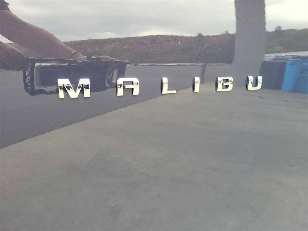 New 2025 Chevrolet Malibu LS image 30