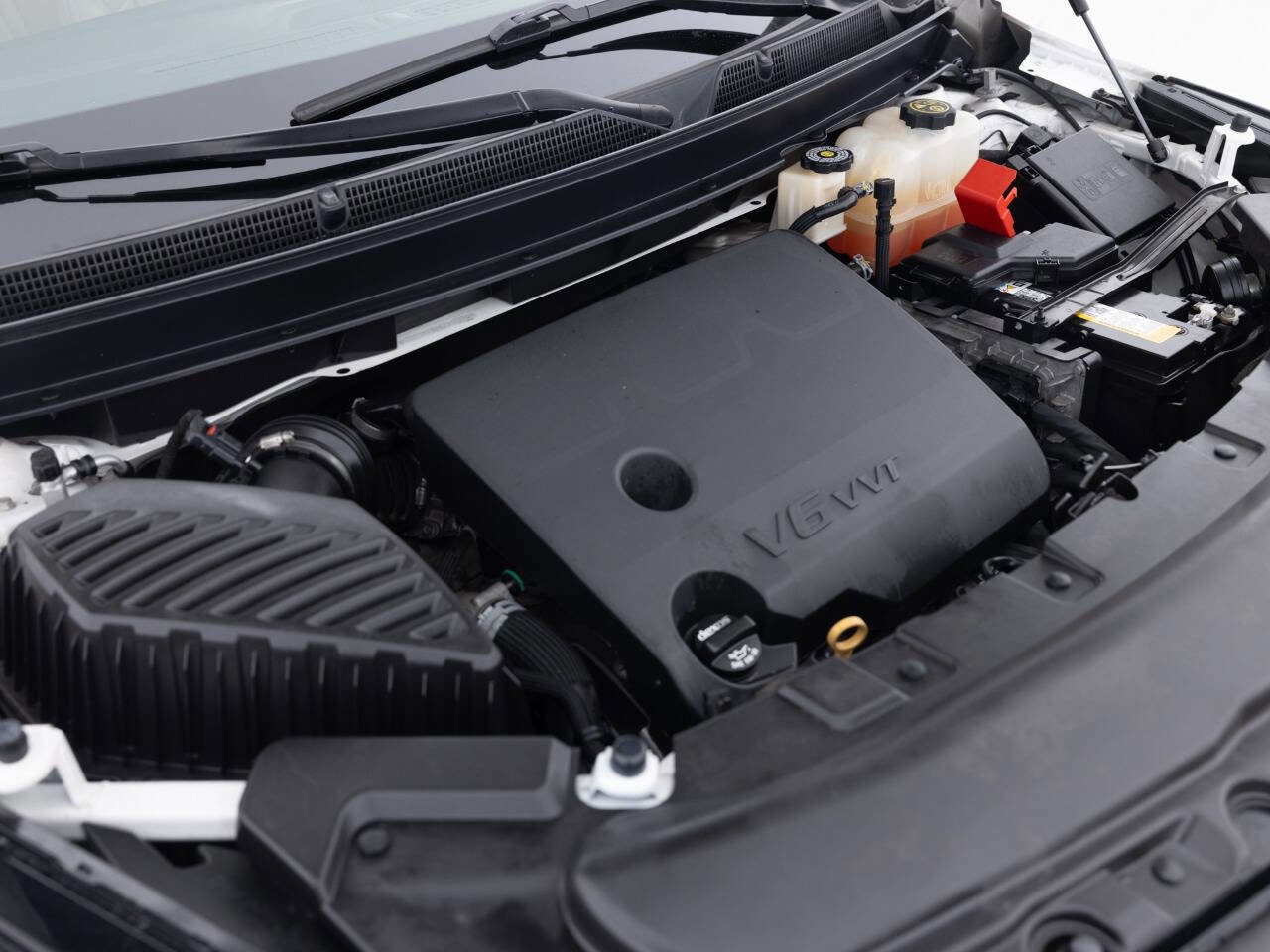 Used 2019 Buick Enclave Essence AWD/4WD image 39