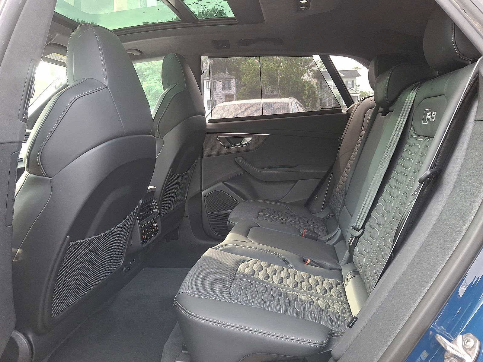 New 2025 Audi RS Q8 performance image 5