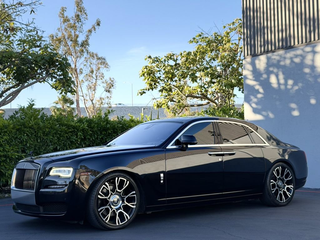 Used 2017 Rolls-Royce Ghost image 10
