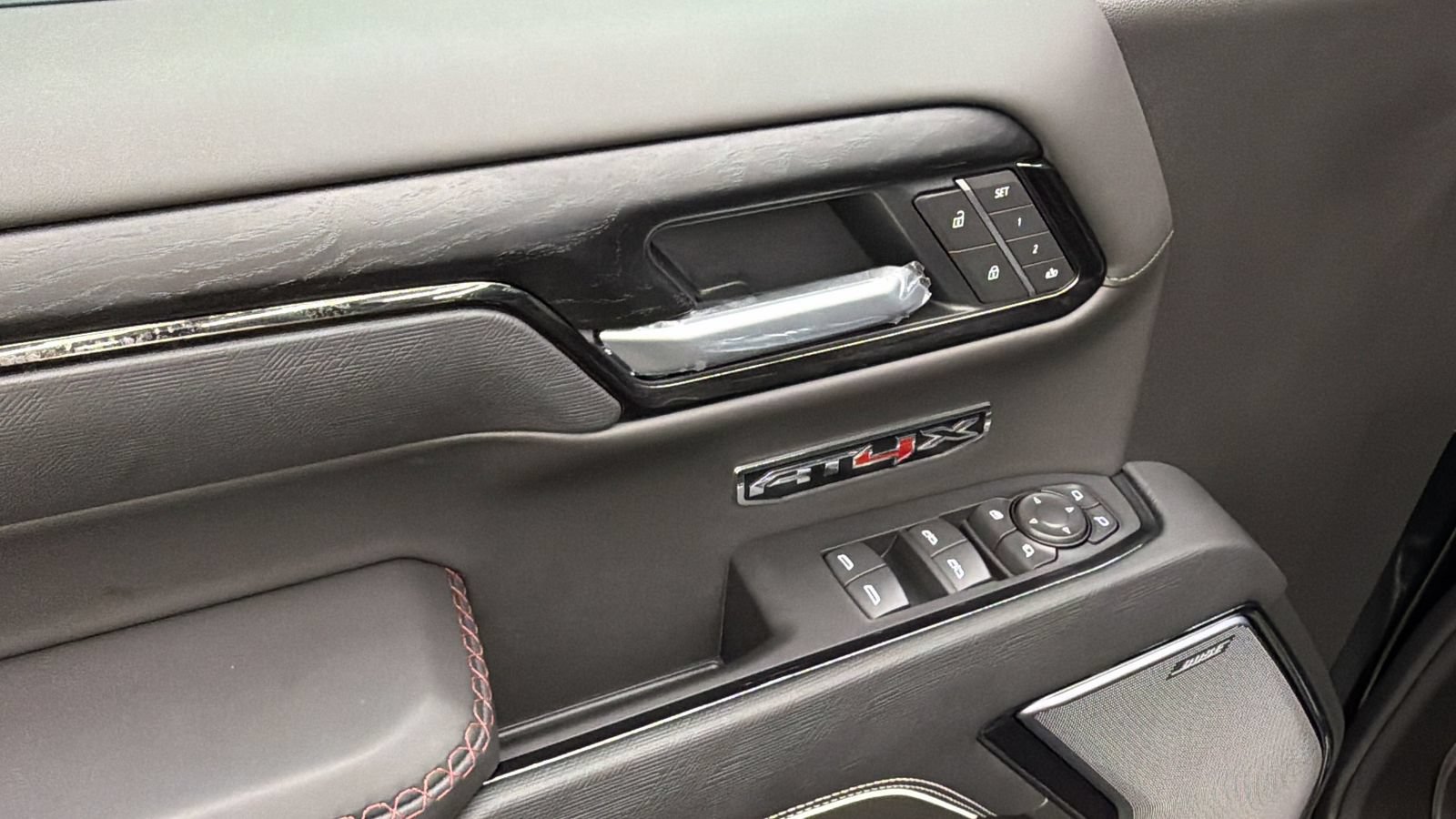 Used 2026 GMC Sierra 1500 AT4X AWD/4WD image 33