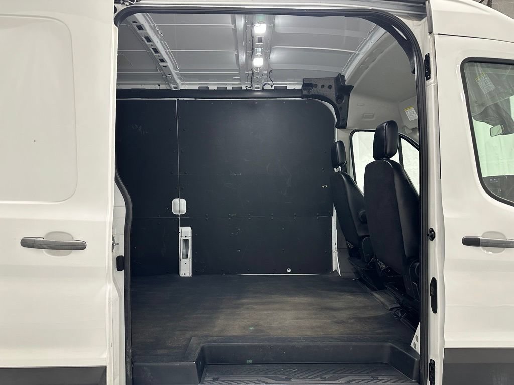 Used 2024 Ford Transit 250 148 Medium Roof w/ Load Area Protection Package RWD image 37