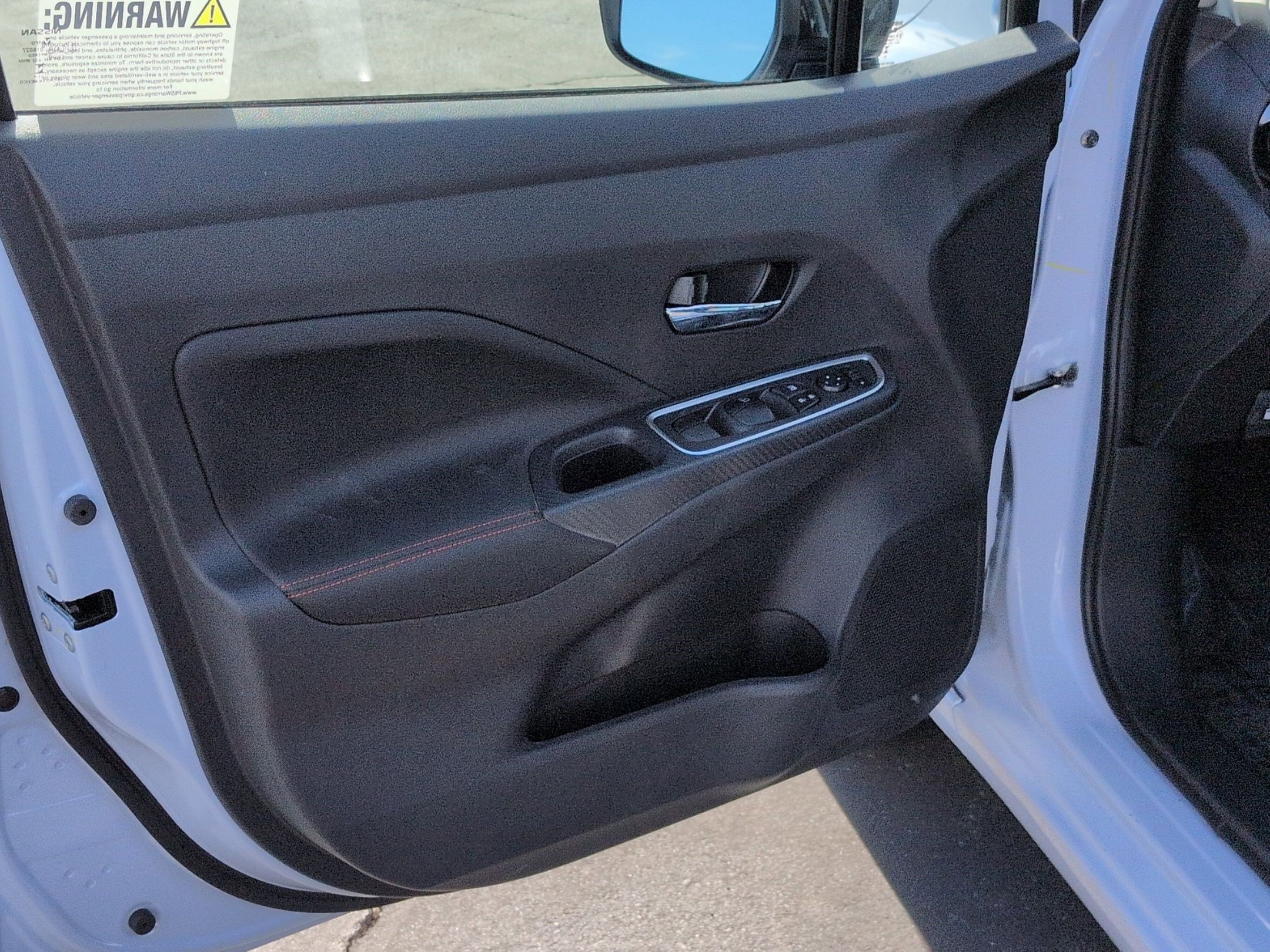 New 2025 Nissan Versa SR w/ Trunk Package FWD image 13
