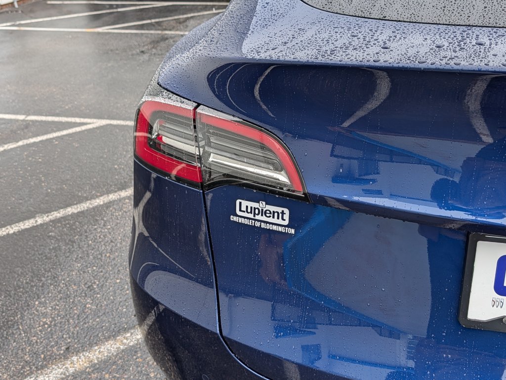 Used 2022 Tesla Model Y Long Range AWD/4WD image 5
