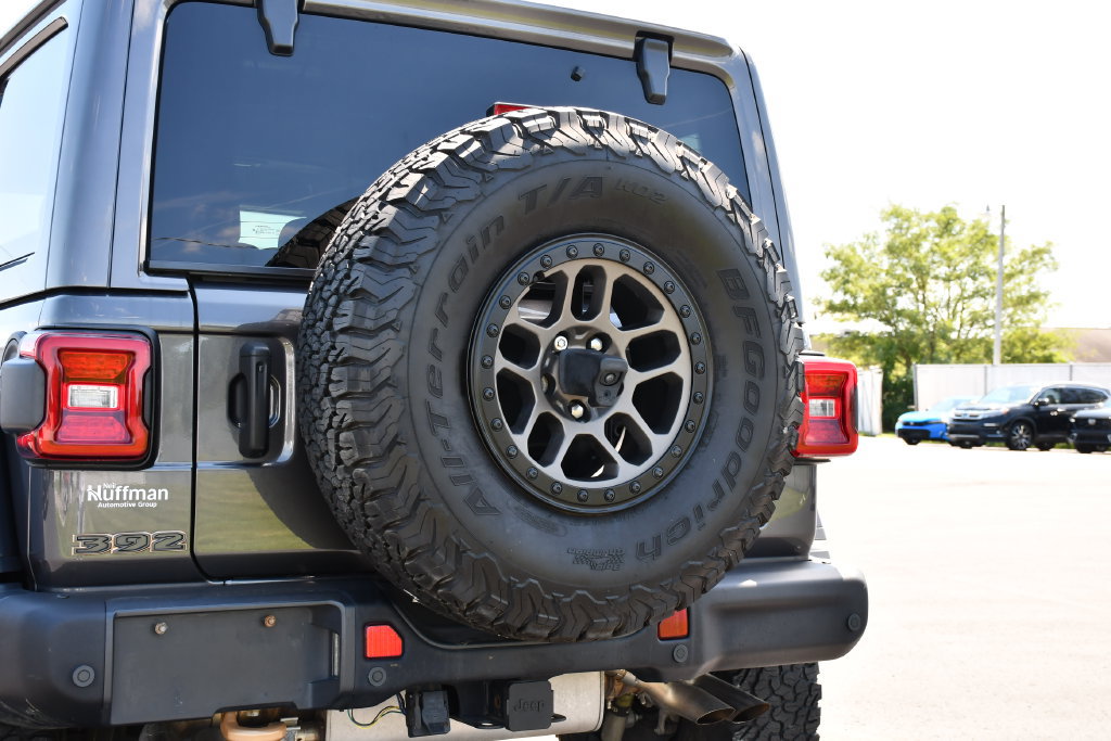 Used 2022 Jeep Wrangler Unlimited Rubicon w/ Xtreme Recon 35" Tire Package AWD/4WD image 11