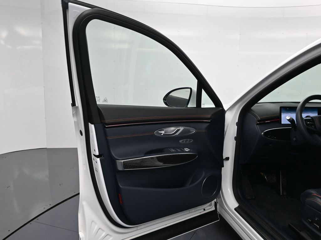 Used 2026 Genesis GV70 3.5T Sport Prestige image 15