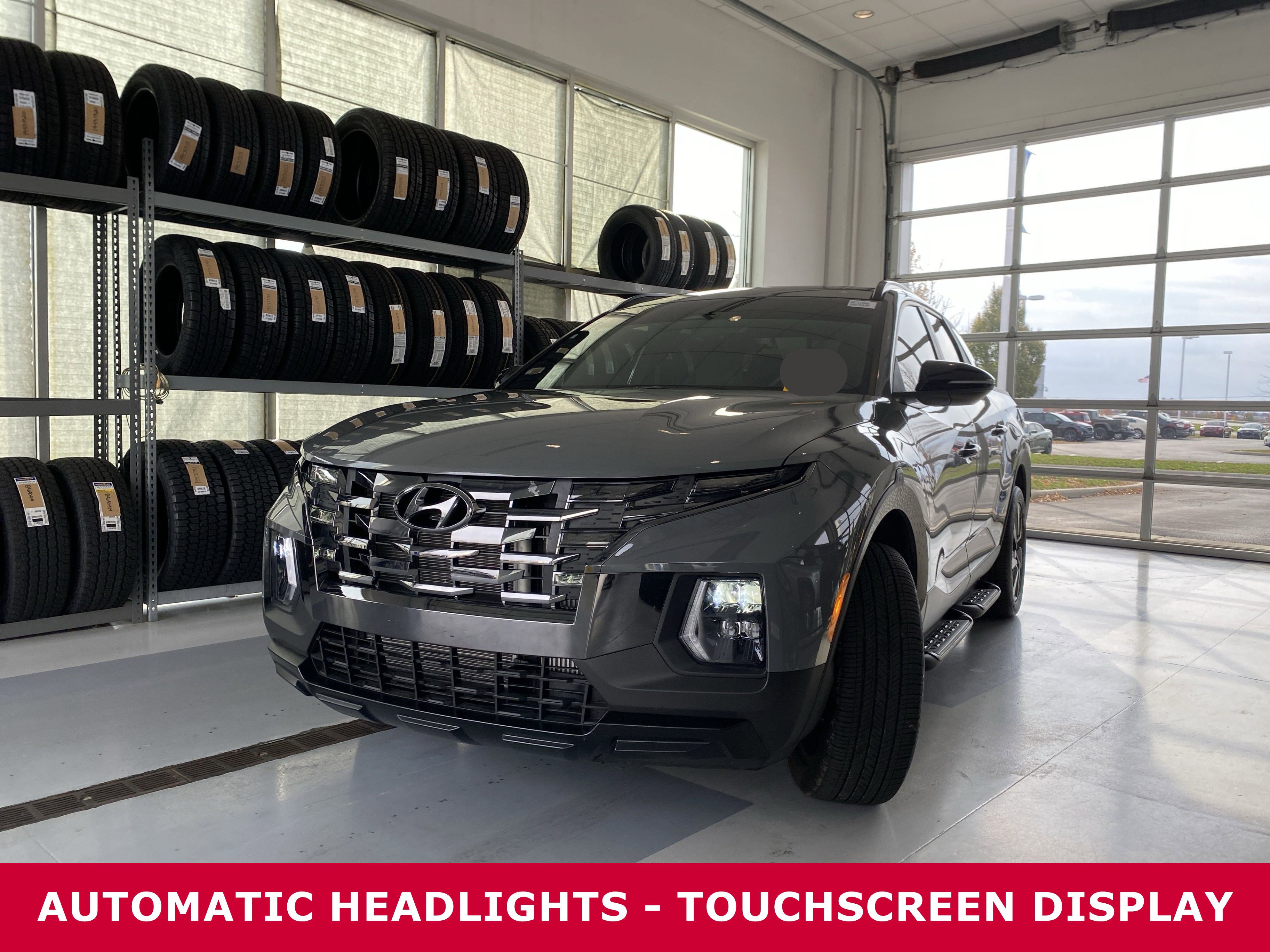 Used 2024 Hyundai Santa Cruz Night image 2