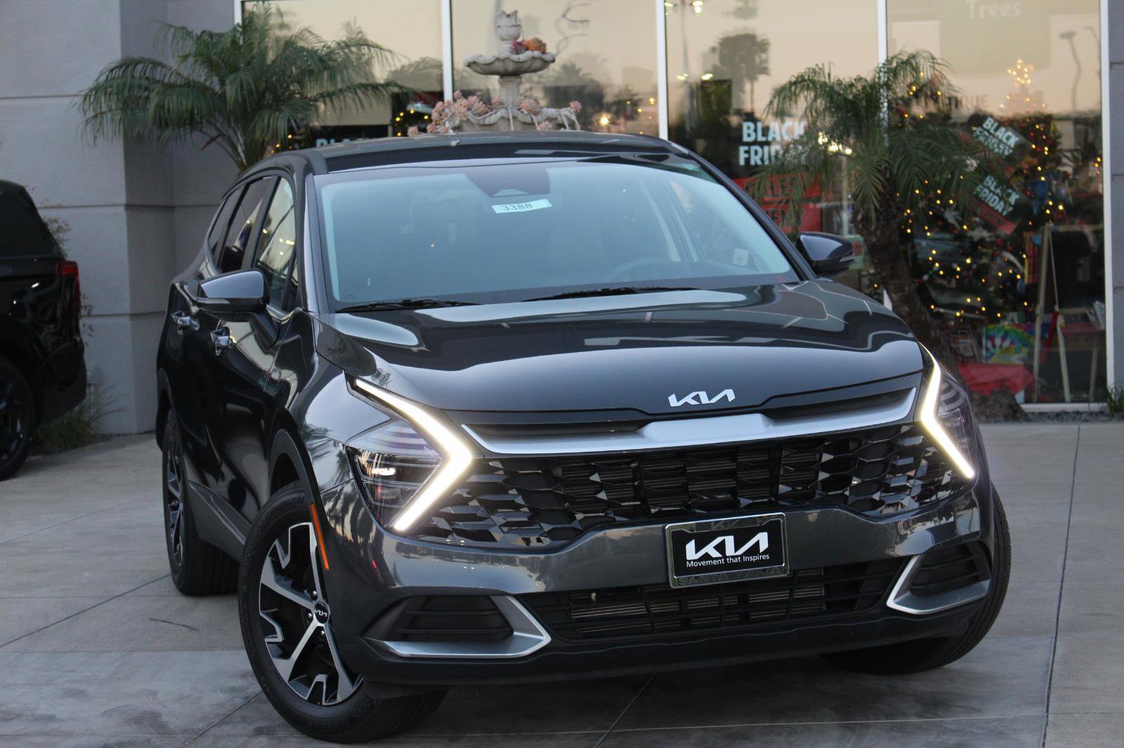 Certified 2024 Kia Sportage EX image 2