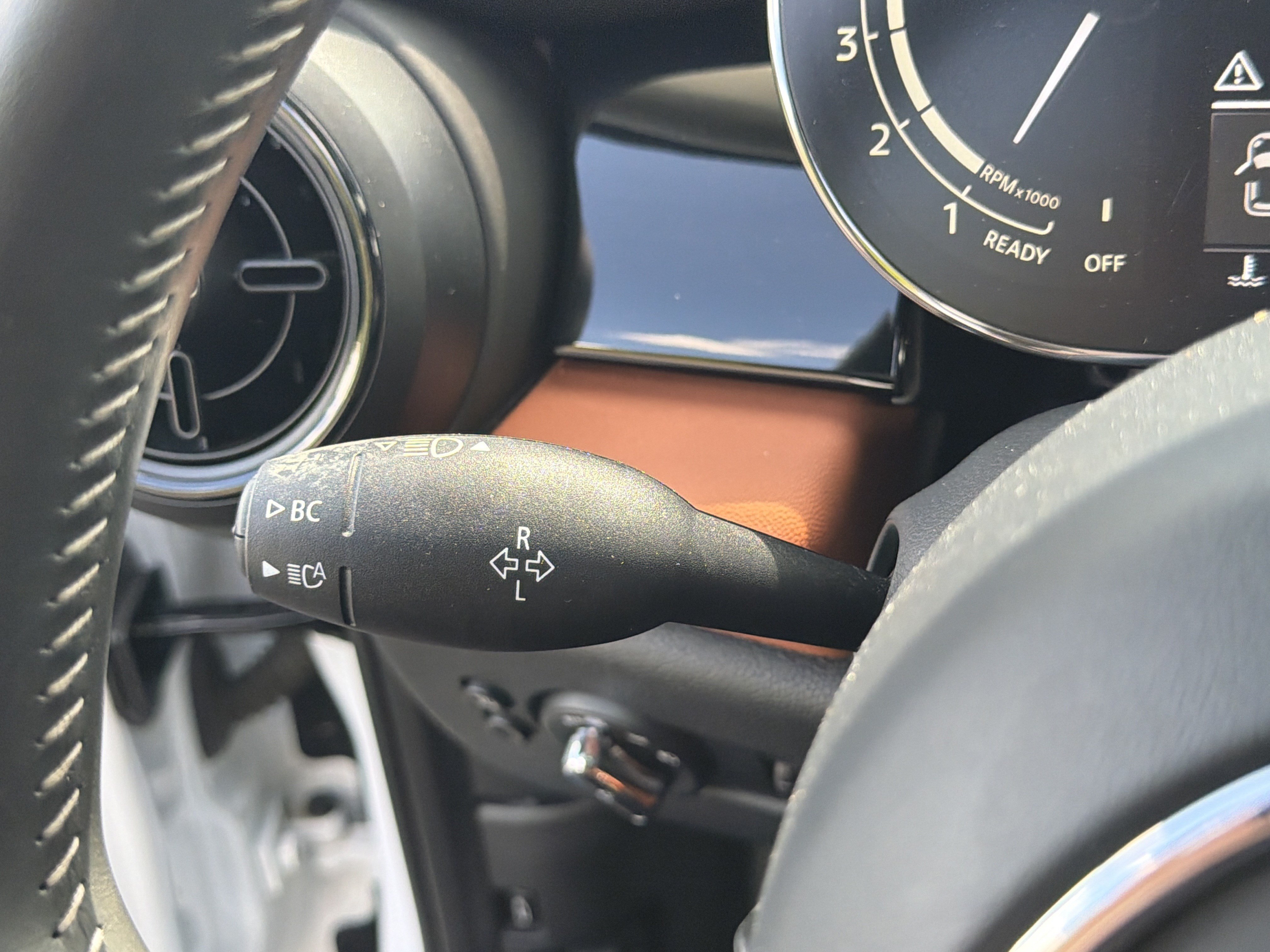 Certified 2024 MINI Cooper S w/ Signature Upholstery Package FWD image 30