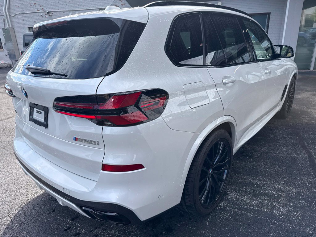 Used 2025 BMW X5 M60i AWD/4WD image 5
