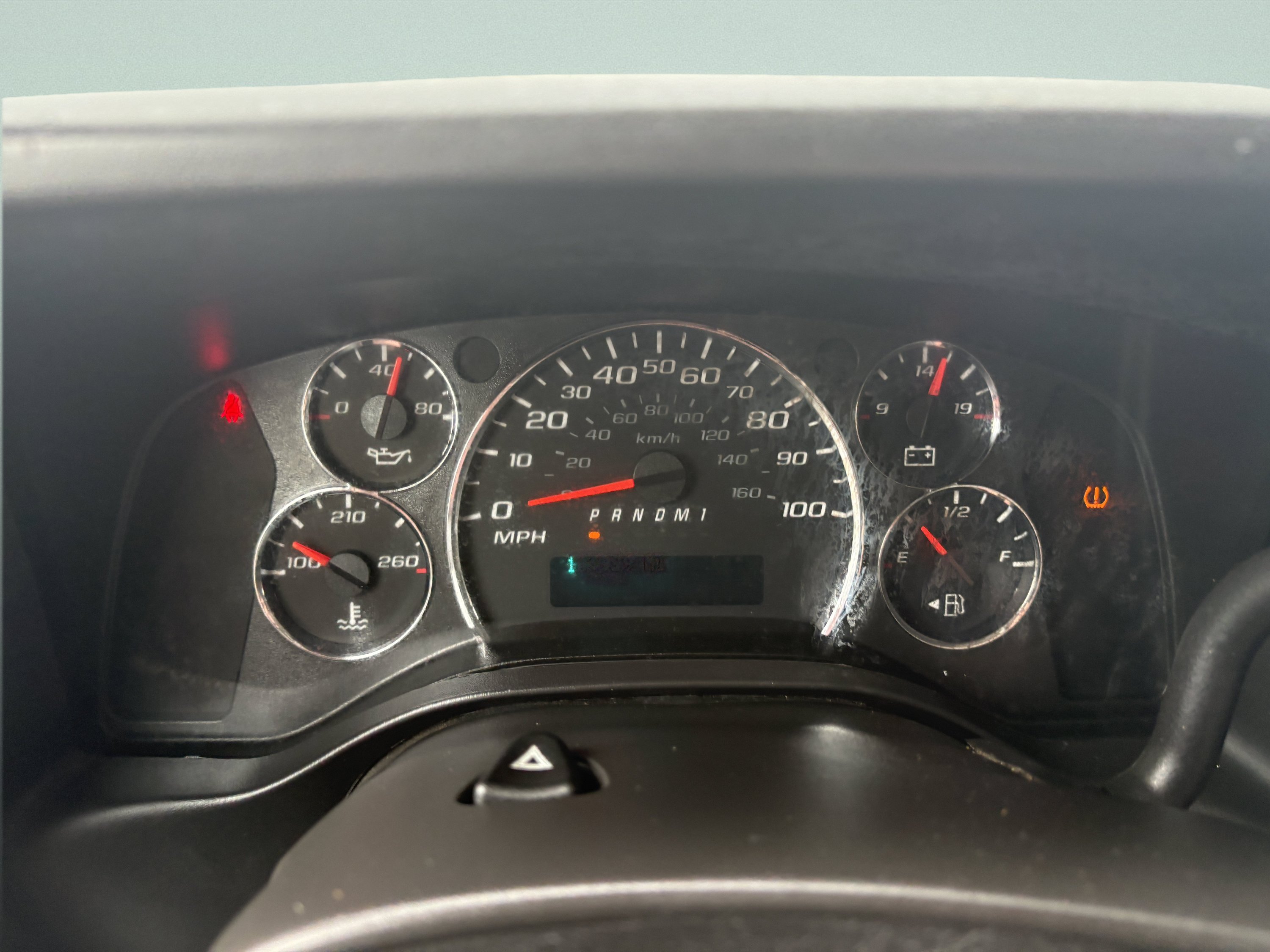 Used 2017 Chevrolet Express 3500 RWD image 30
