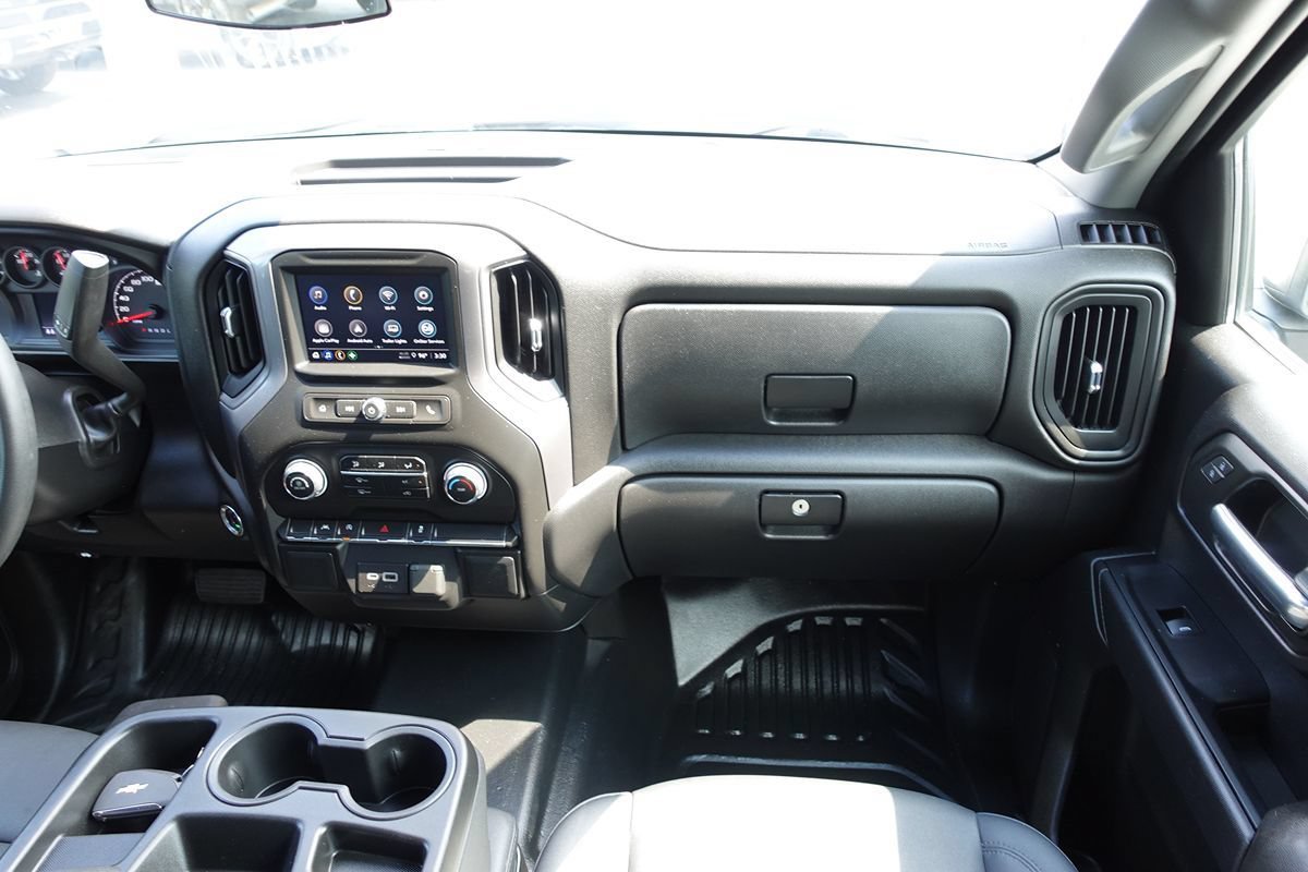 Used 2024 Chevrolet Silverado 1500 W/T w/ WT Value Package AWD/4WD image 38