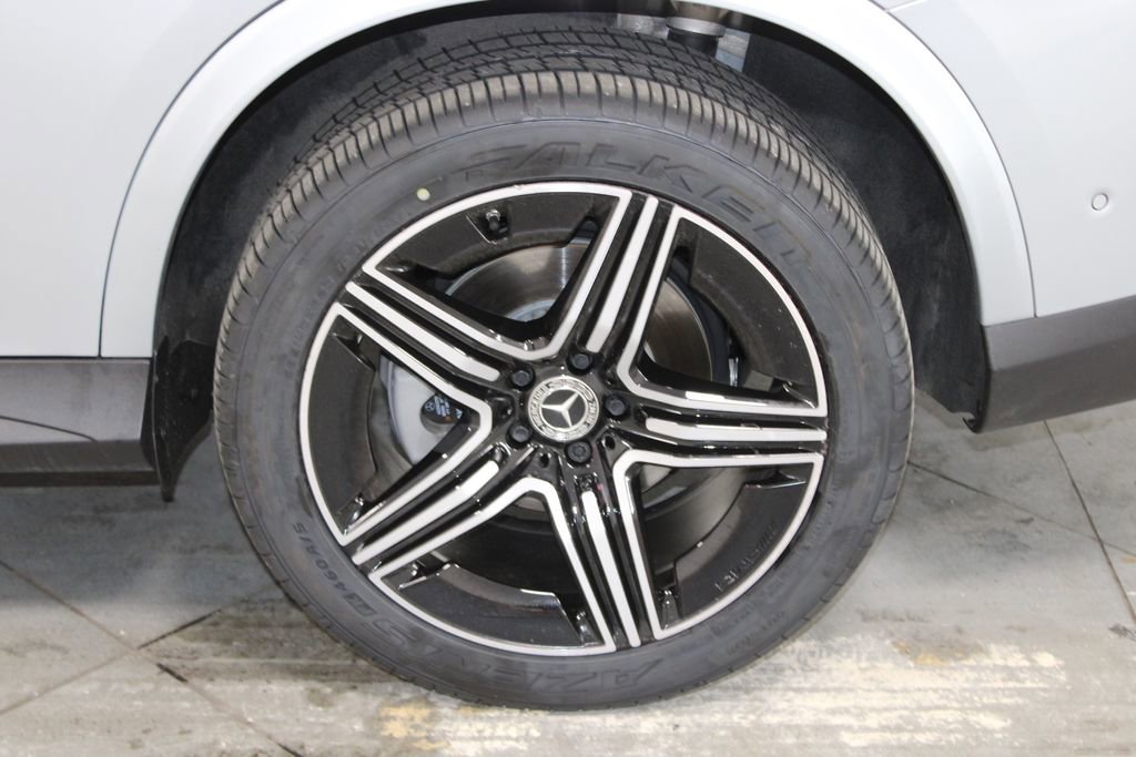Used 2024 Mercedes-Benz GLC 300 4MATIC image 17