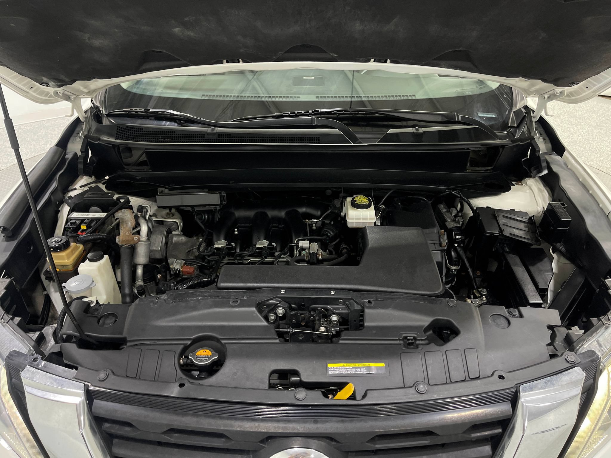 Used 2019 Nissan Pathfinder Platinum w/ Cargo Package AWD/4WD image 27