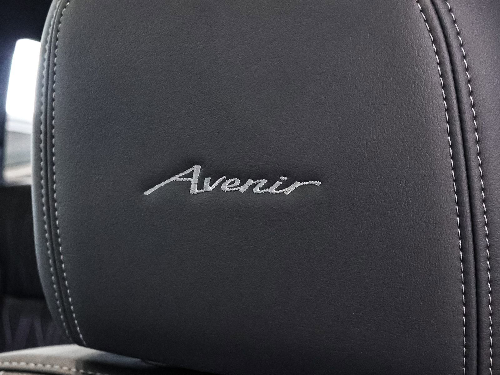 New 2026 Buick Enclave Avenir w/ Super Cruise Package AWD/4WD image 18