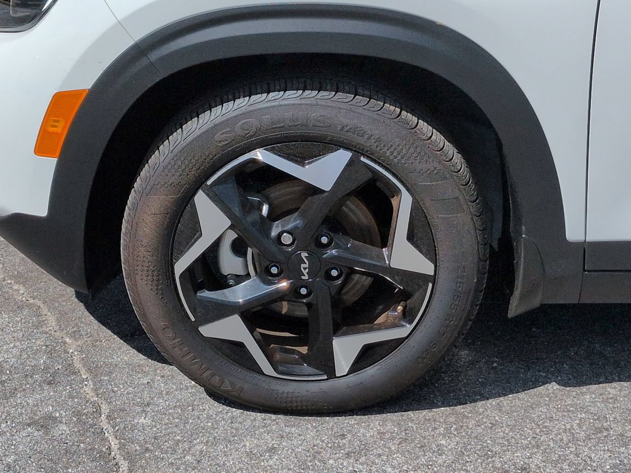 Used 2025 Kia Seltos S FWD image 11