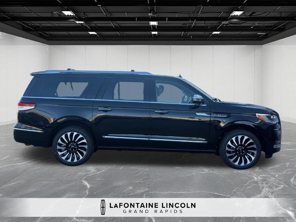 Certified 2023 Lincoln Navigator L Black Label AWD/4WD image 6