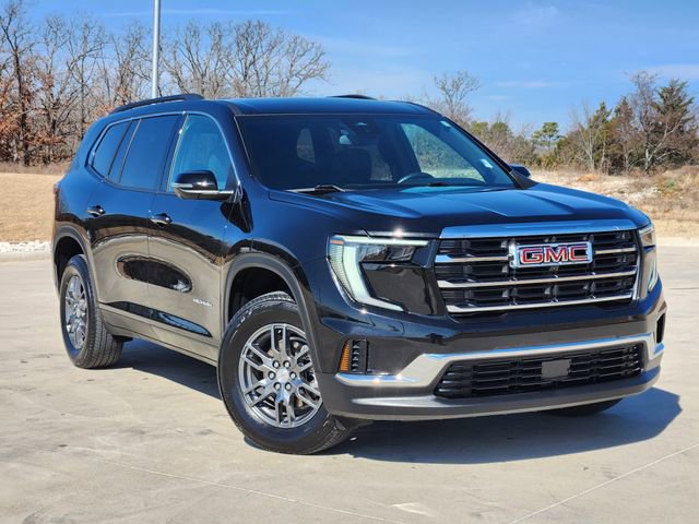Used 2025 GMC Acadia Elevation image 1