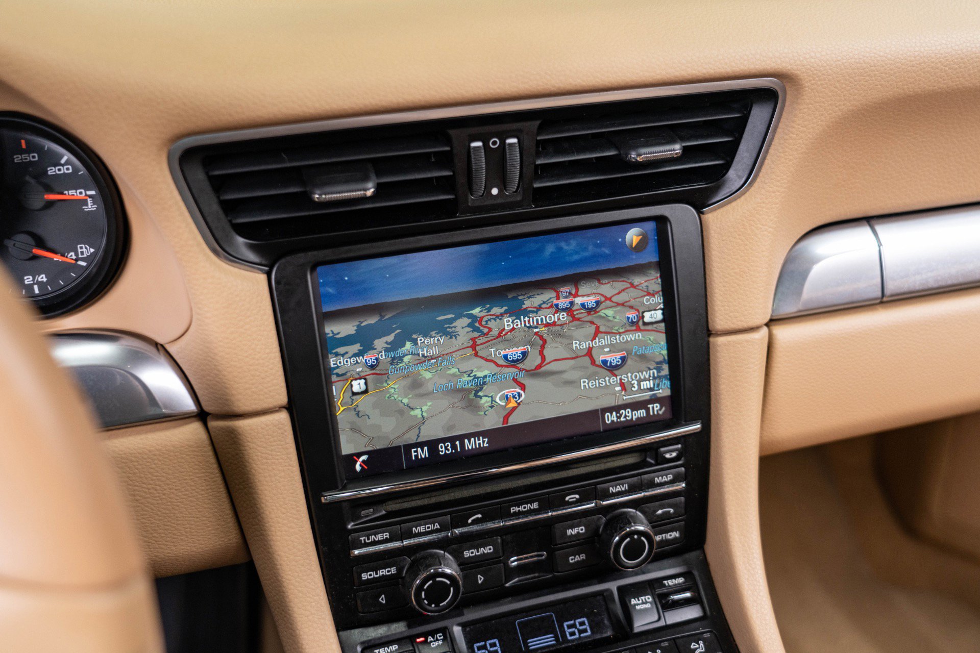 Used 2013 Porsche 911 Carrera image 49