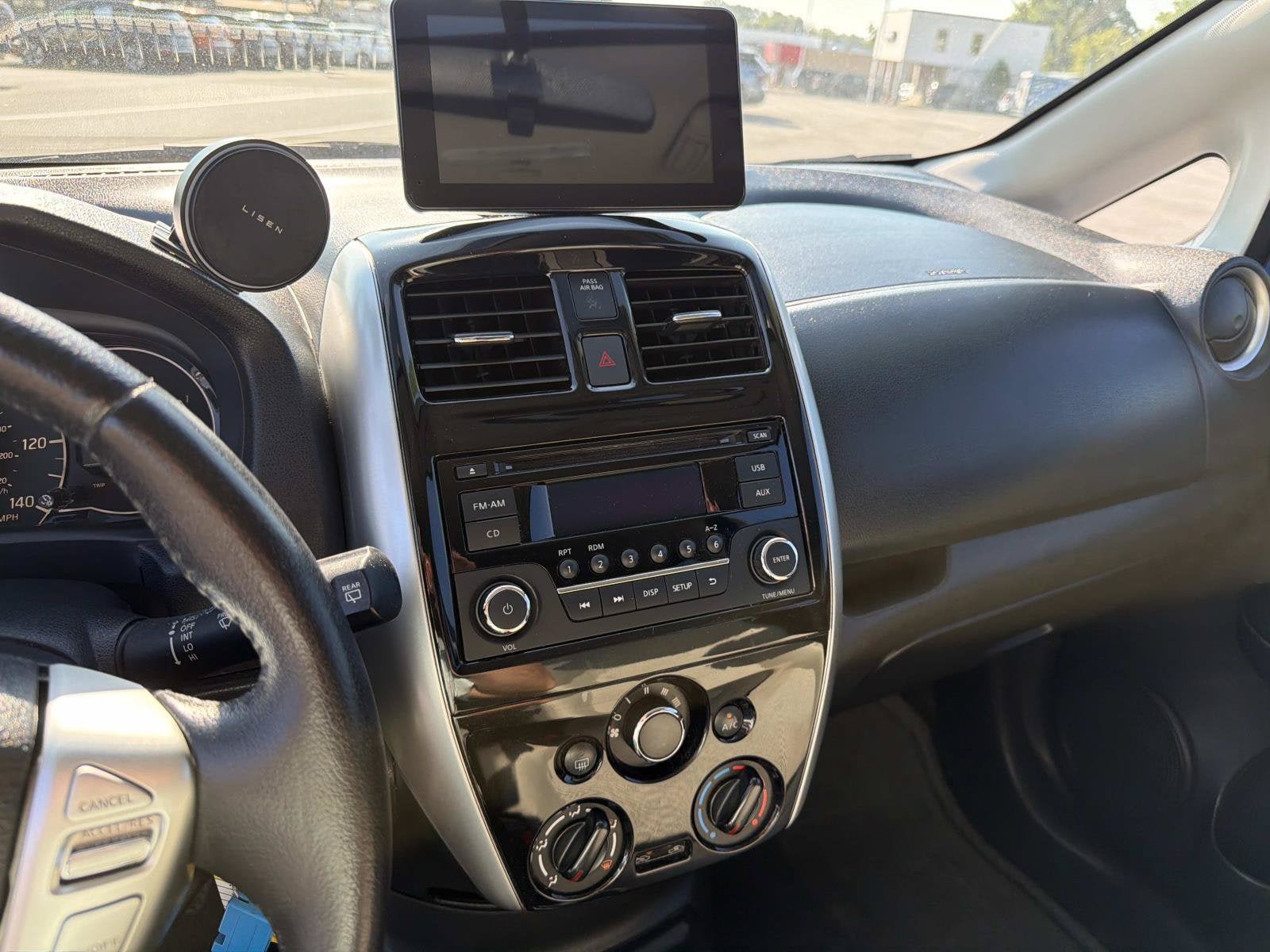 Used 2015 Nissan Versa Note SV FWD image 15
