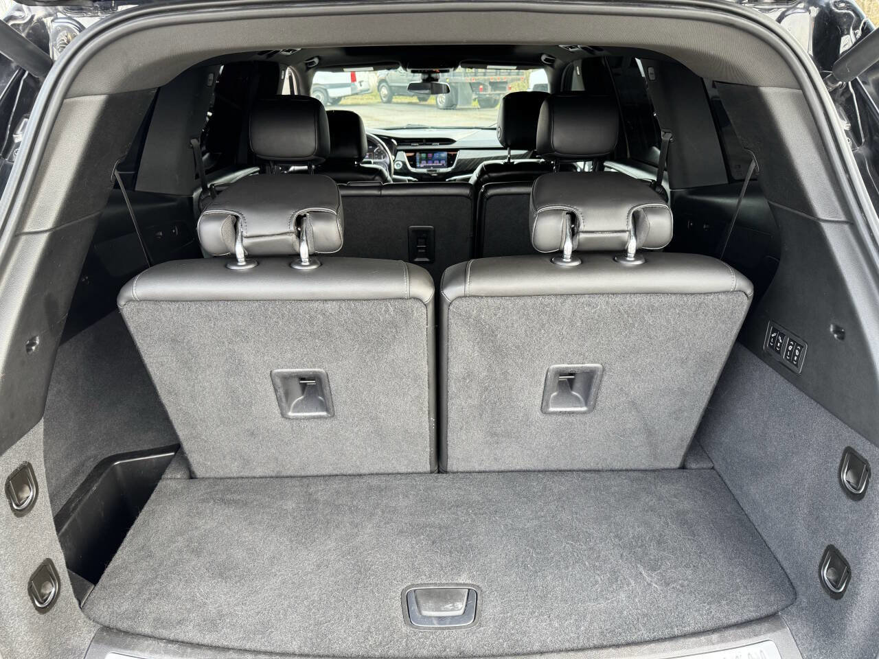 Used 2022 Cadillac XT6 Premium Luxury image 22