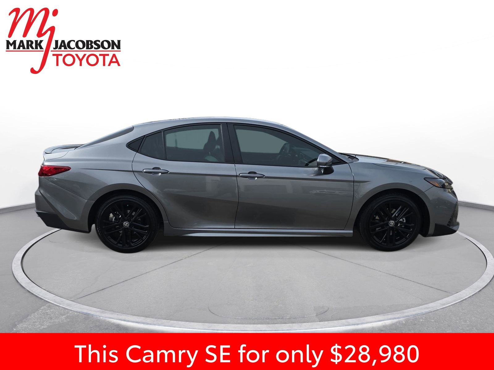 Used 2025 Toyota Camry SE image 7