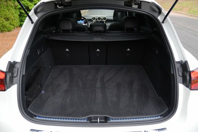 Used 2023 Mercedes-Benz GLC 300 image 21