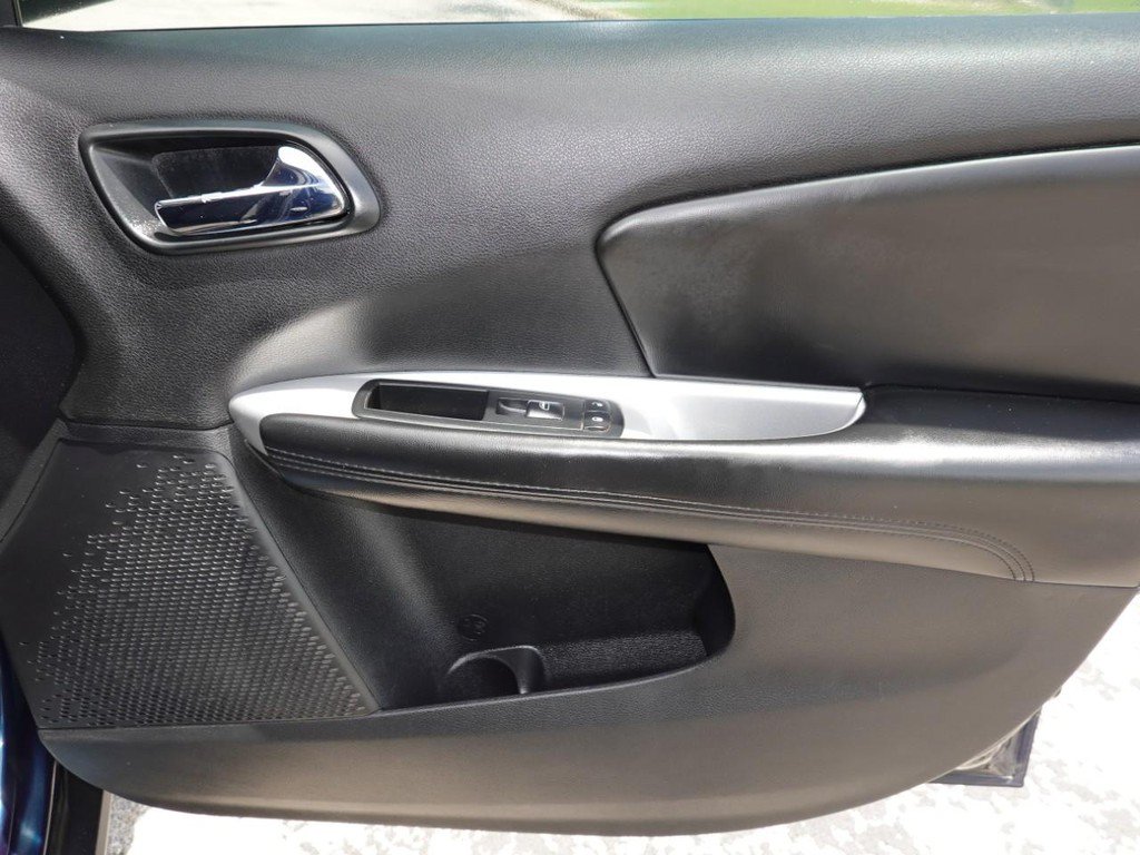 Used 2014 Dodge Journey American Value Package w/ Flexible Seating Group FWD image 23