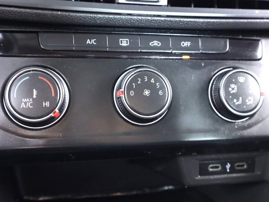 Used 2020 Volkswagen Jetta S w/ Driver Assistance Package image 22