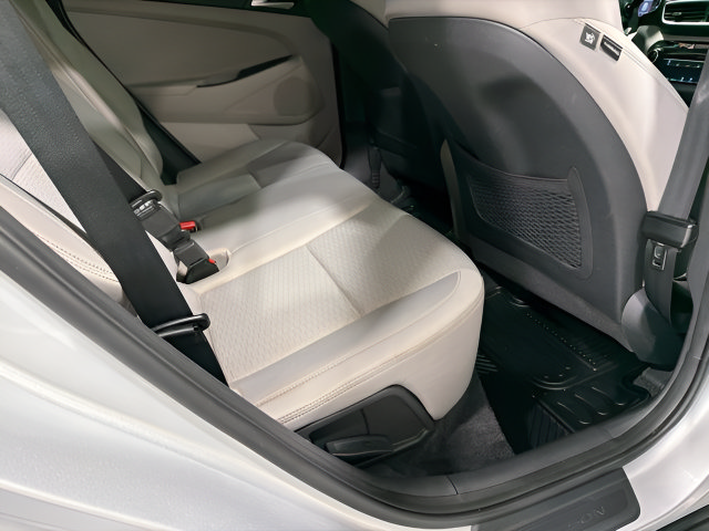 Used 2019 Hyundai Tucson SE AWD/4WD image 32
