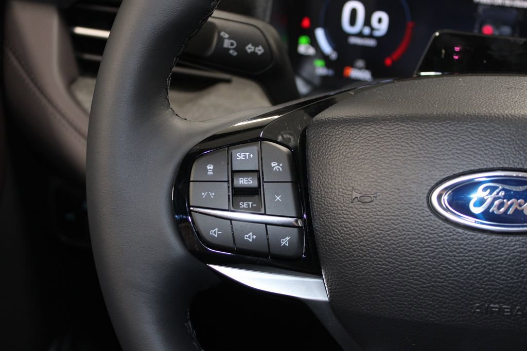 New 2026 Ford Explorer Platinum w/ LUX Leather Package image 37